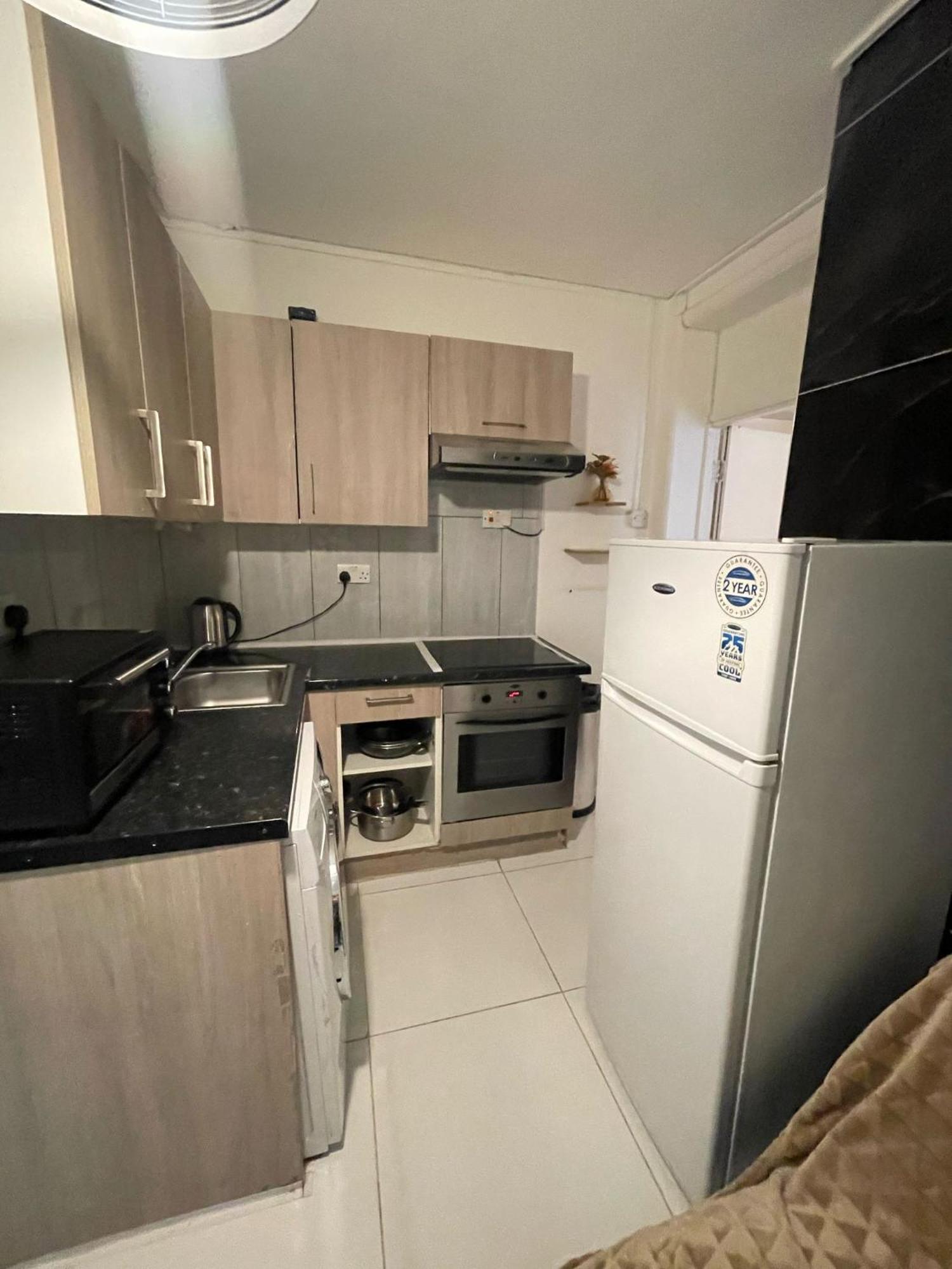 Apartment 2 Bedroom Flat Ground Floor Nw1