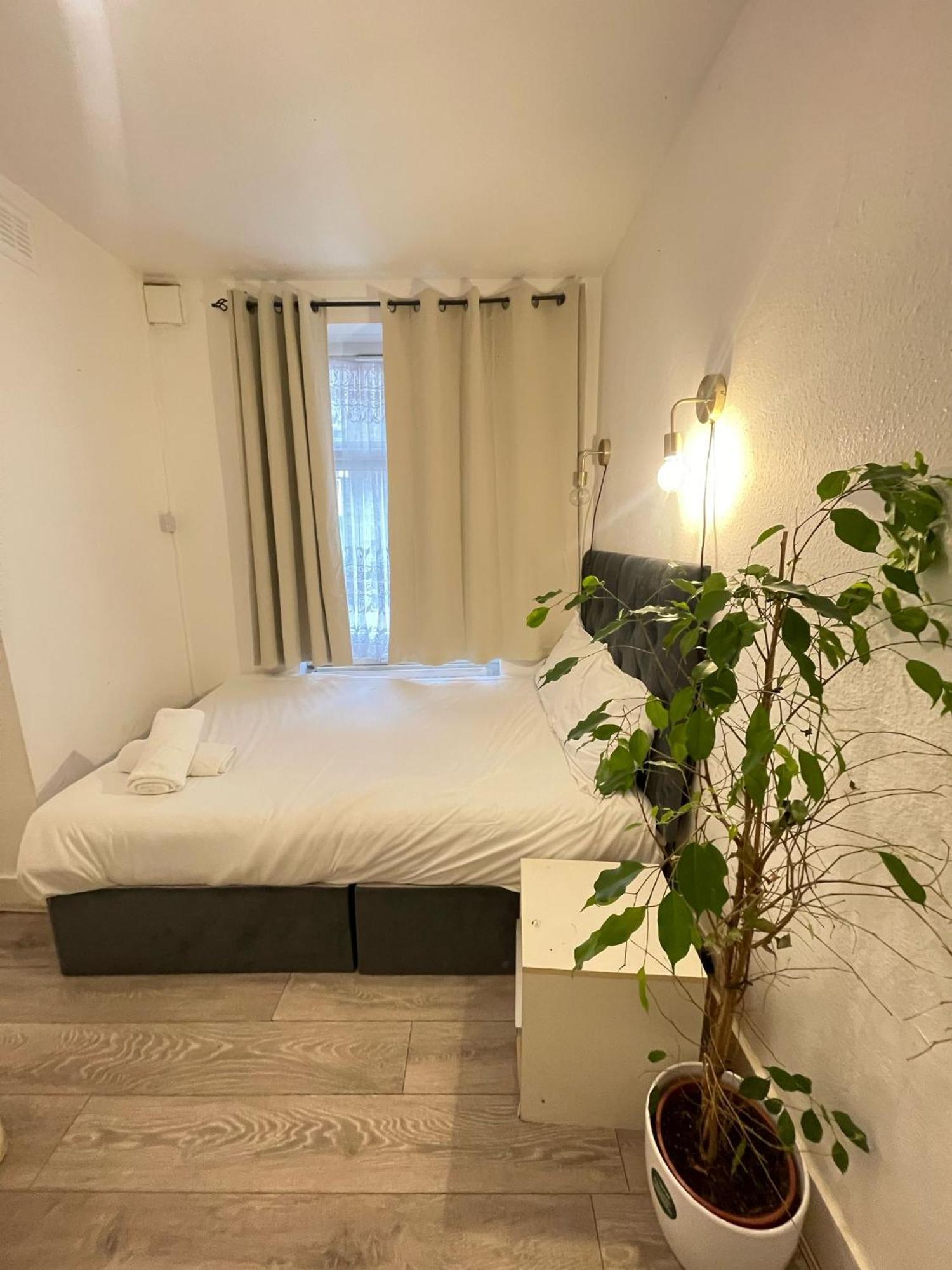 Apartment 2 Bedroom Flat Ground Floor Nw1
